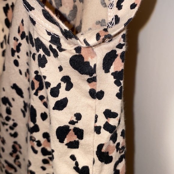 H&M Medium Leopard Print Blouse - Picture 5 of 9